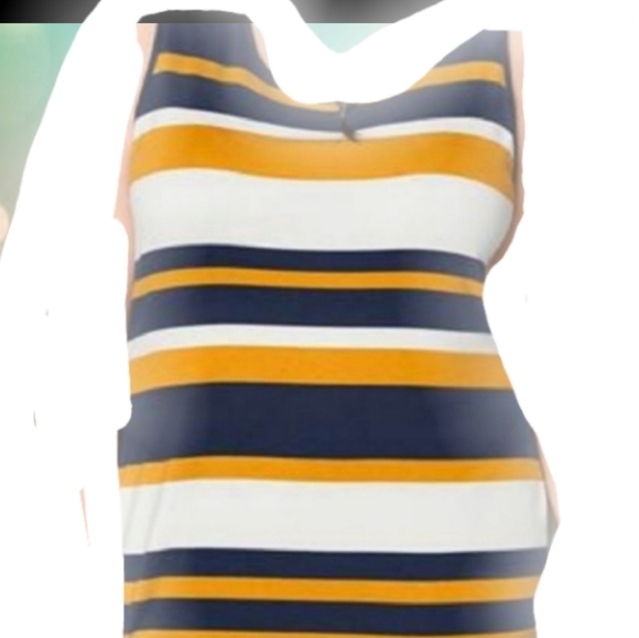 (CURVY) Striped Bodycon Dress - Picture 3 of 4